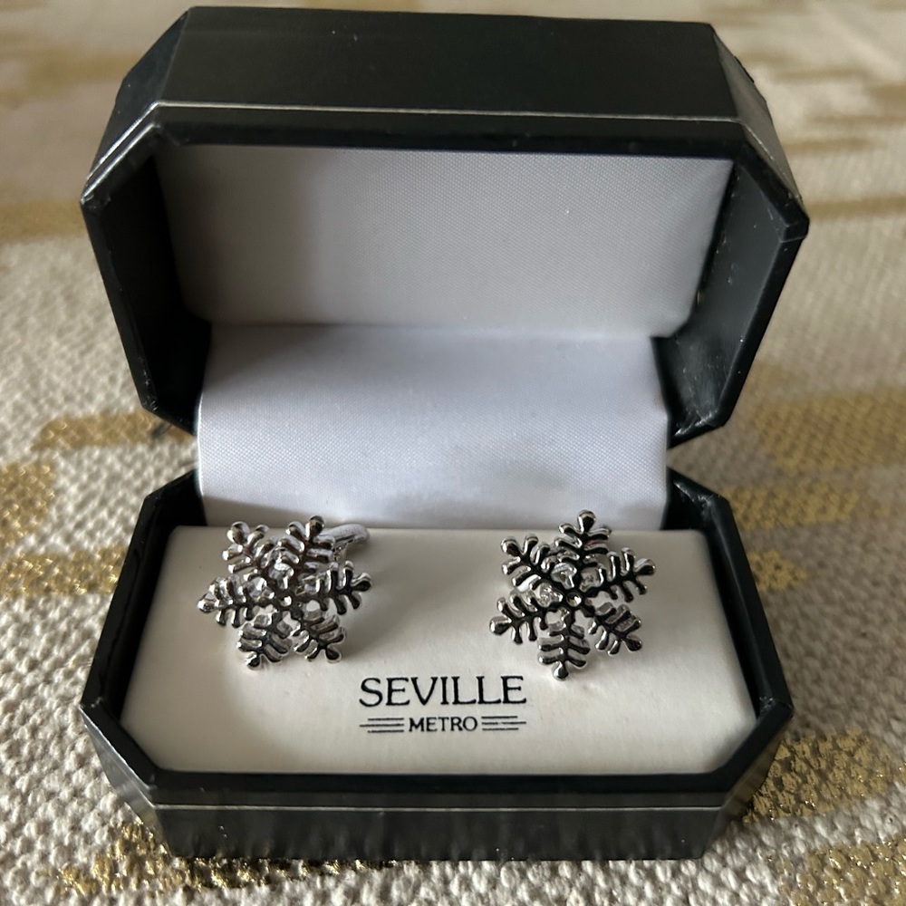 Silver Snowflake Cuff Links